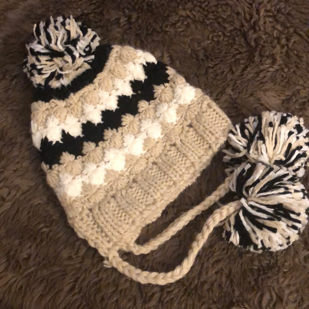 Knit hat ☃️
